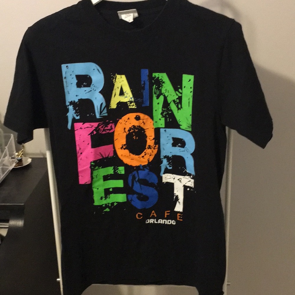 Rainforest Cafe shirt